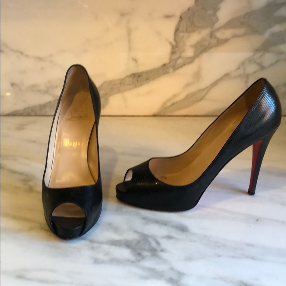 Christian Louboutin Very Prive 120 Leather Pump